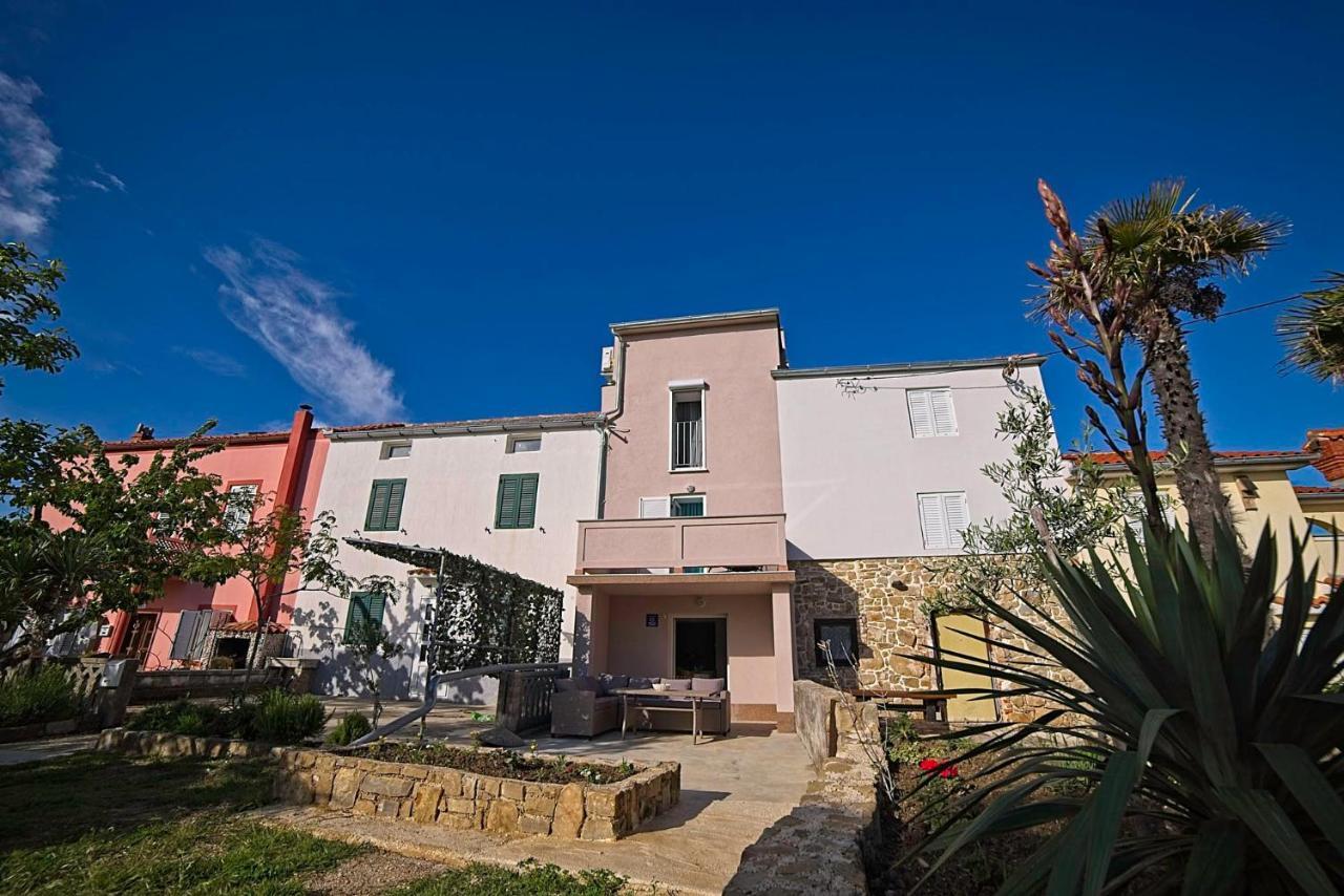 Holiday House Rab Kampor Esterno foto